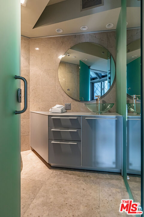 41800 Pacific Coast Highway Malibu, CA 90265 - Photo 32 of 56 Gallery Image 32