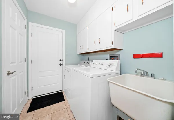 $4,300 | 107 Sorrel Drive, Wilmington, DE 19803