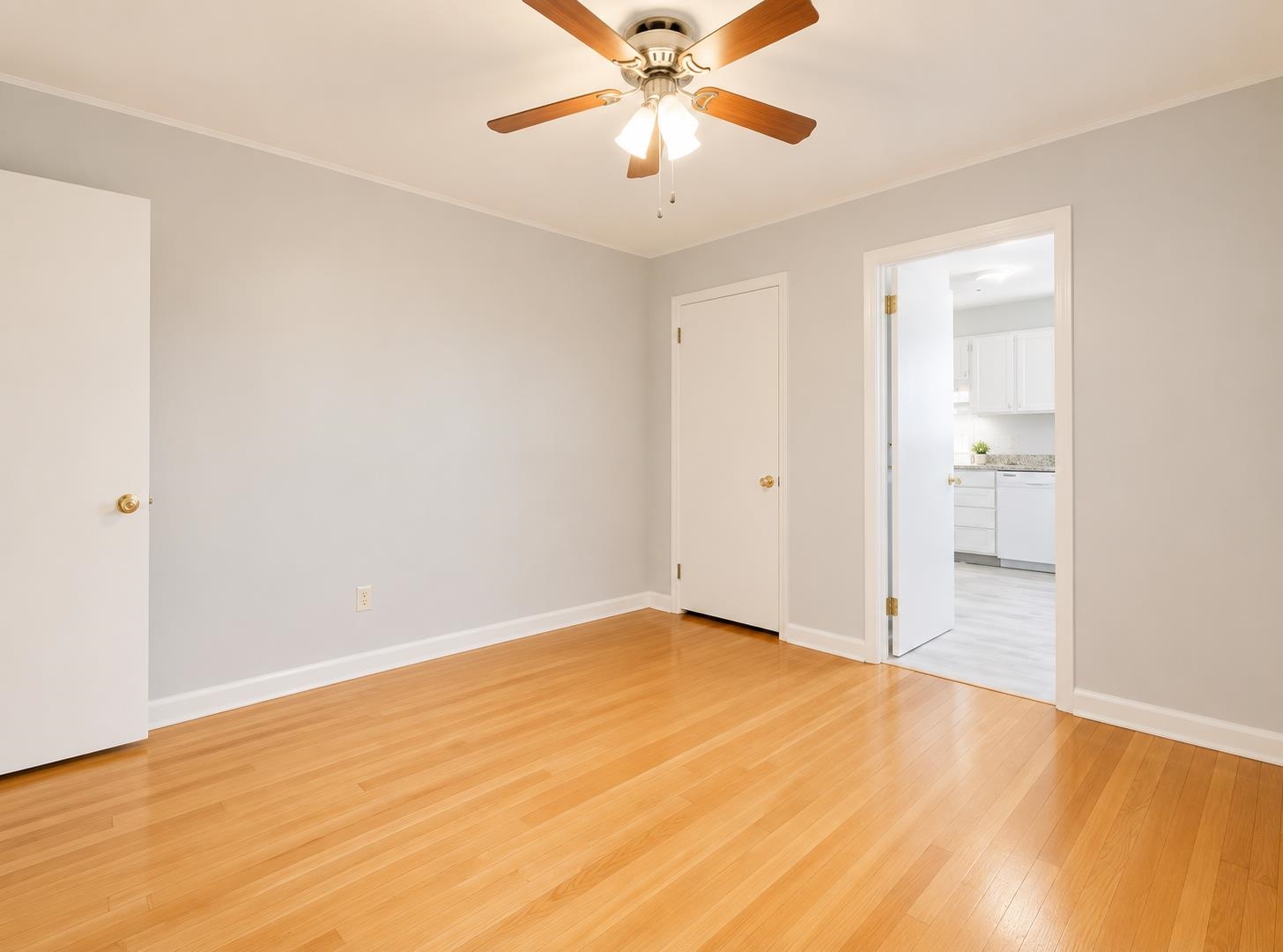 4980 Dee Road Memphis, TN 38117 - Photo 7 of 16