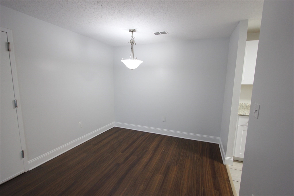 2008 Franklin Crossing Road, Unit 2008 Franklin, MA 02038 - Photo 8 of 35
