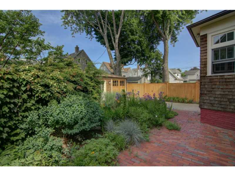 11 Kensington Road Cranston, RI 02905 - Photo 22 of 23 Yard/Garden.
