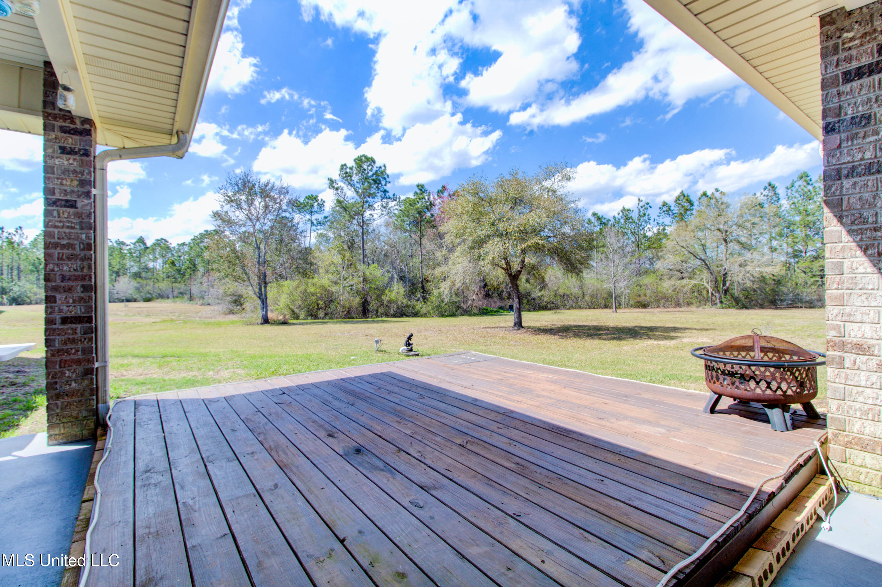 21015 Country Lane Kiln, MS 39556 - Photo 21 of 31 IMG_1310_1_2