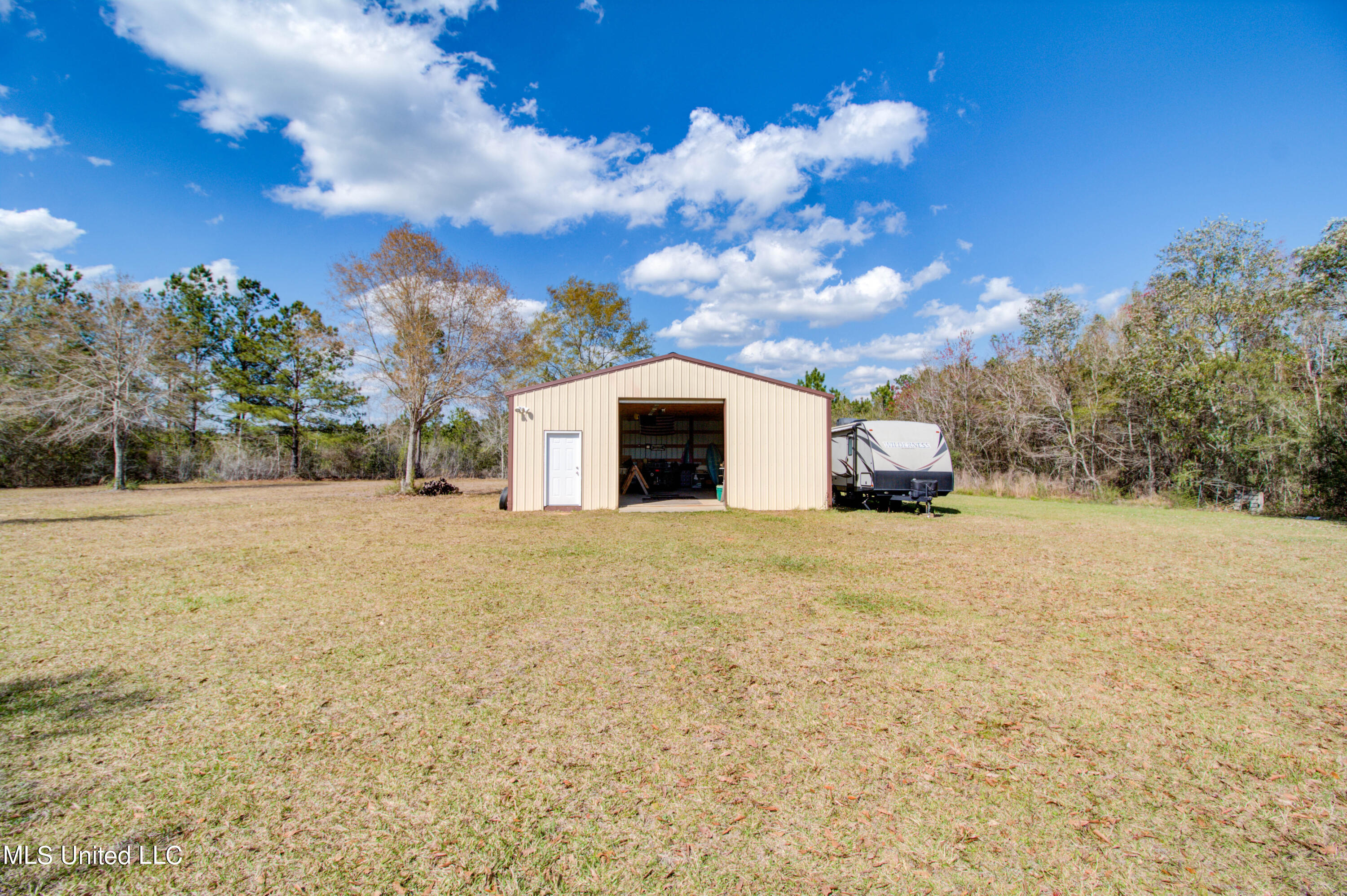 21015 Country Lane Kiln, MS 39556 - Photo 24 of 31 IMG_1322_3_4