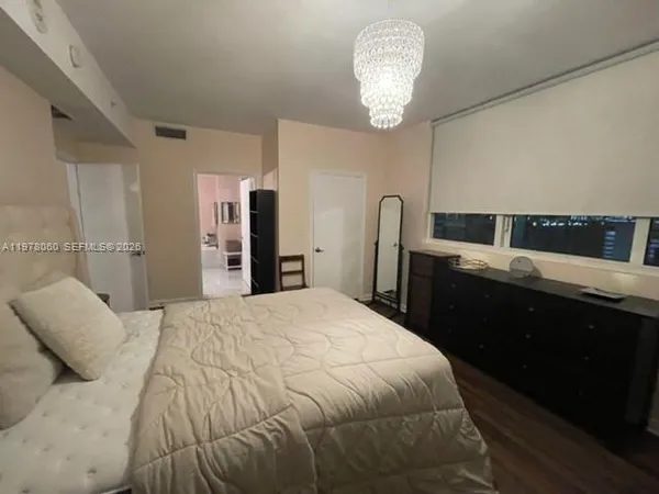 $3,200 | 253 Northeast 2nd Street, Unit 1008, Miami, FL 33132