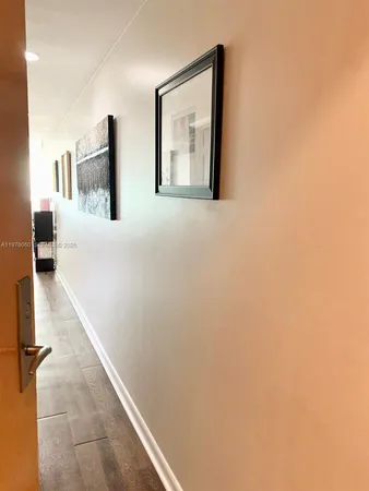 $3,200 | 253 Northeast 2nd Street, Unit 1008, Miami, FL 33132