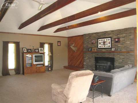 8321 Burpee Road Grand Blanc, MI 48439 - Photo 4 of 39 20365890-3.JPG