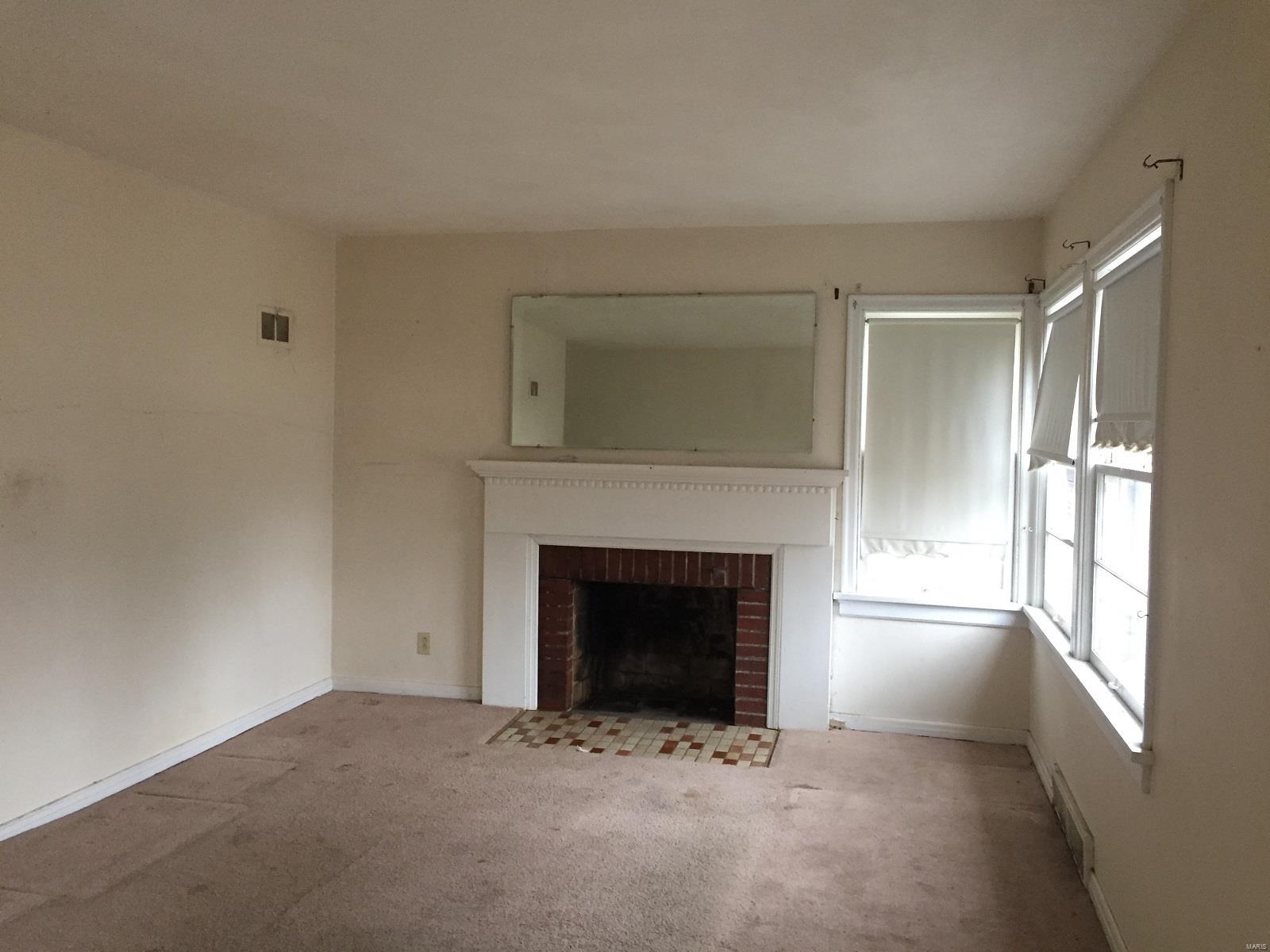 9725 Ridge Heights Road Fairview Heights, IL 62208 - Photo 4 of 11 Gallery Image 4