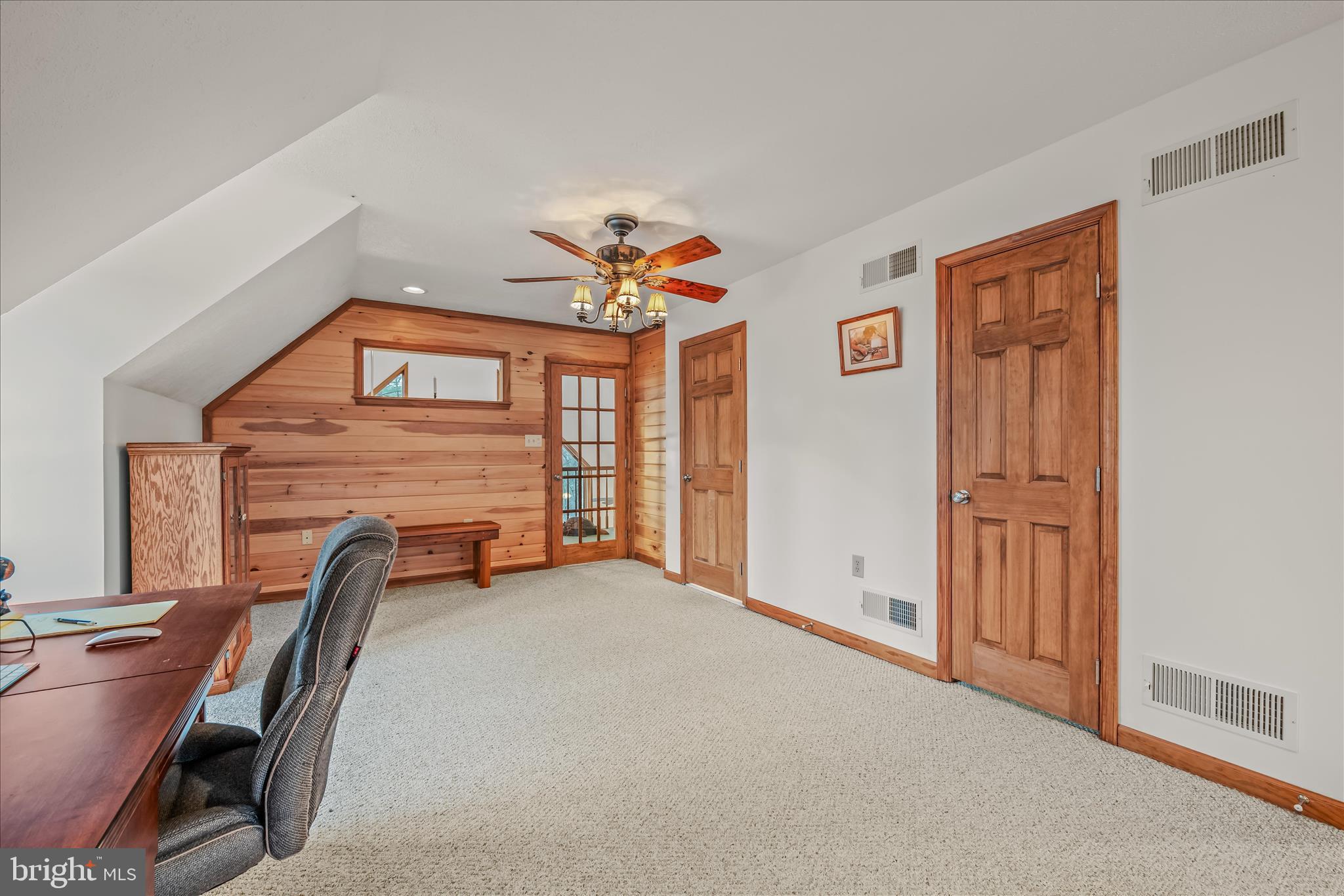 291 Dry Run Lane Berkeley Springs, WV 25411 - Photo 23 of 47 Primary Bedroom