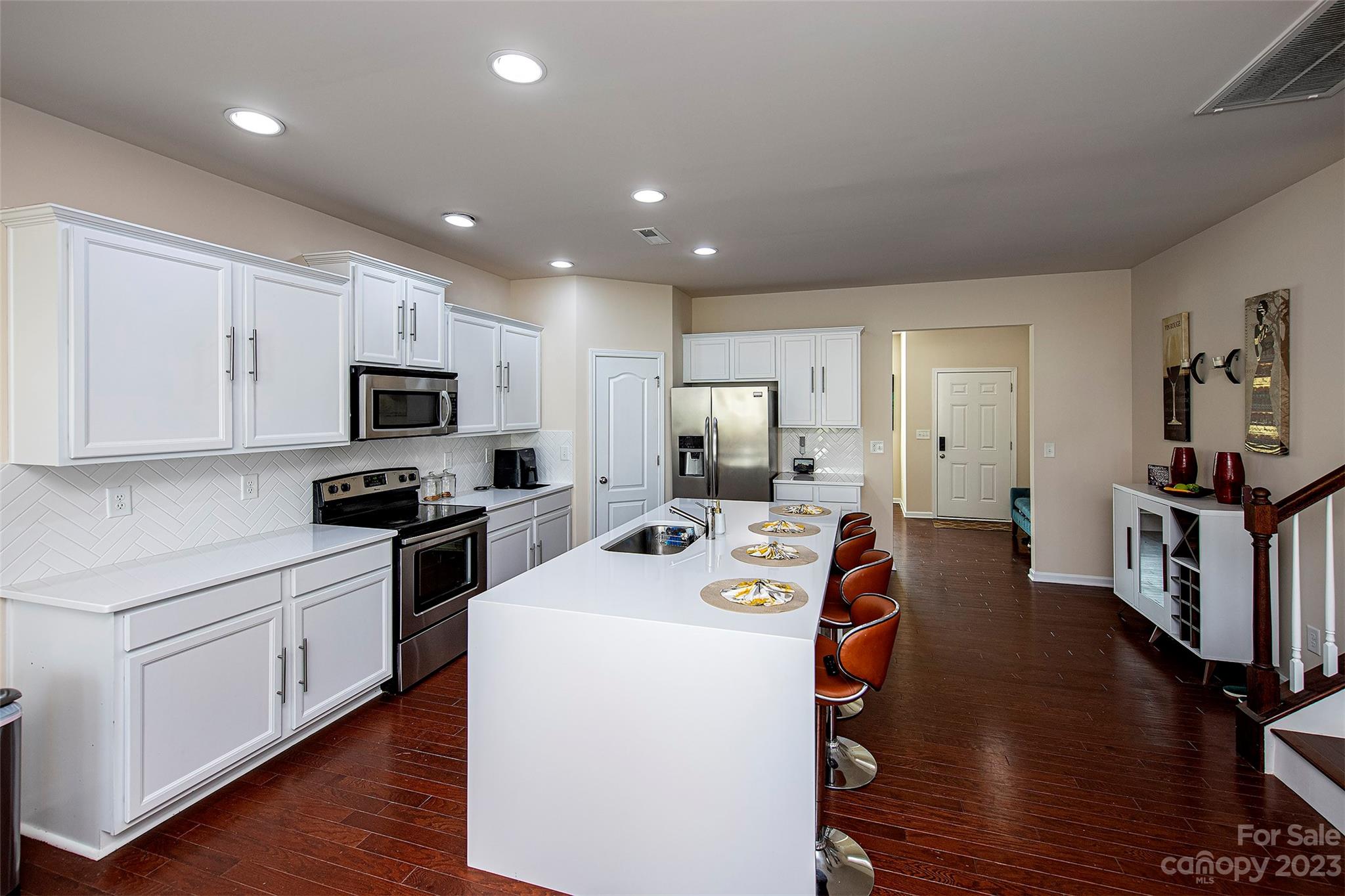 12802 Longstraw Road Charlotte, NC 28227 - Photo 7 of 33 Gallery Image 7