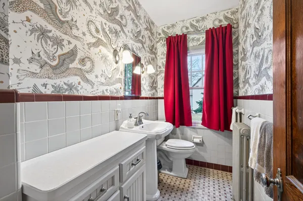 $779,900 | 4836 Quail Avenue North, Crystal, MN 55429