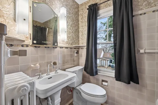 $779,900 | 4836 Quail Avenue North, Crystal, MN 55429