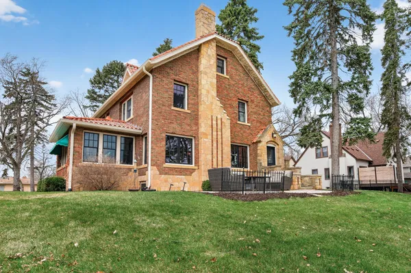 $779,900 | 4836 Quail Avenue North, Crystal, MN 55429