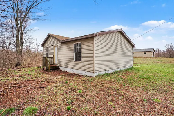 $490,000 | 21556 59 1/2 Street, Bangor, MI 49013