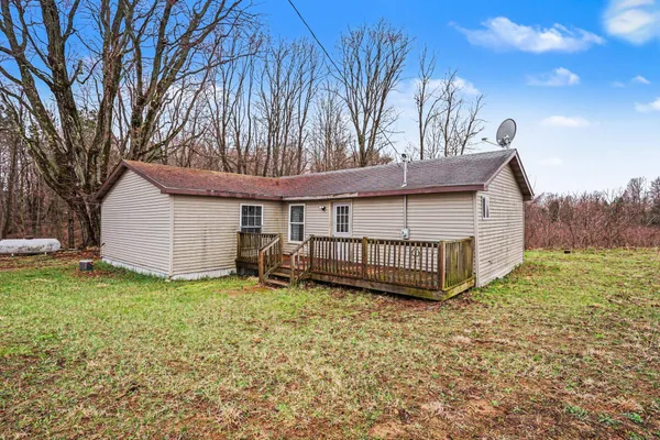 $490,000 | 21556 59 1/2 Street, Bangor, MI 49013