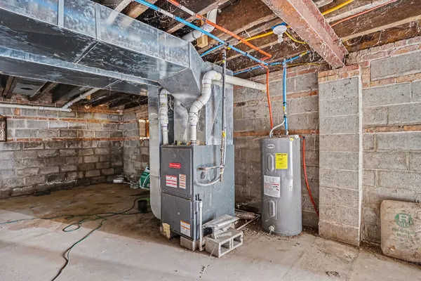 $490,000 | 21556 59 1/2 Street, Bangor, MI 49013