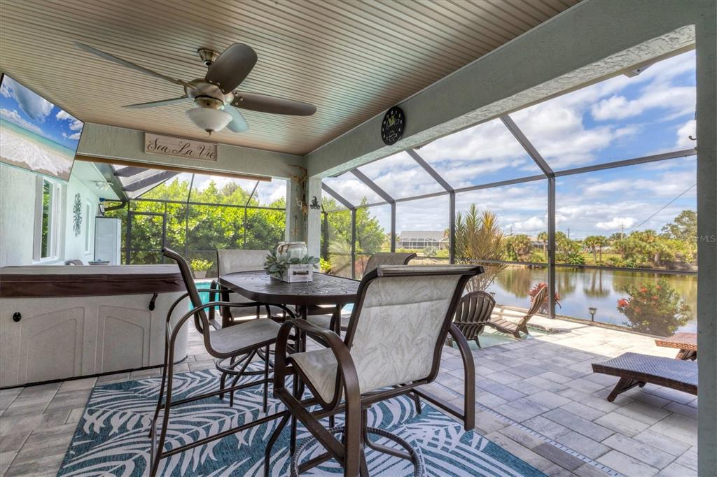 108 Albatross Road Rotonda West, FL 33947 - Photo 20 of 27