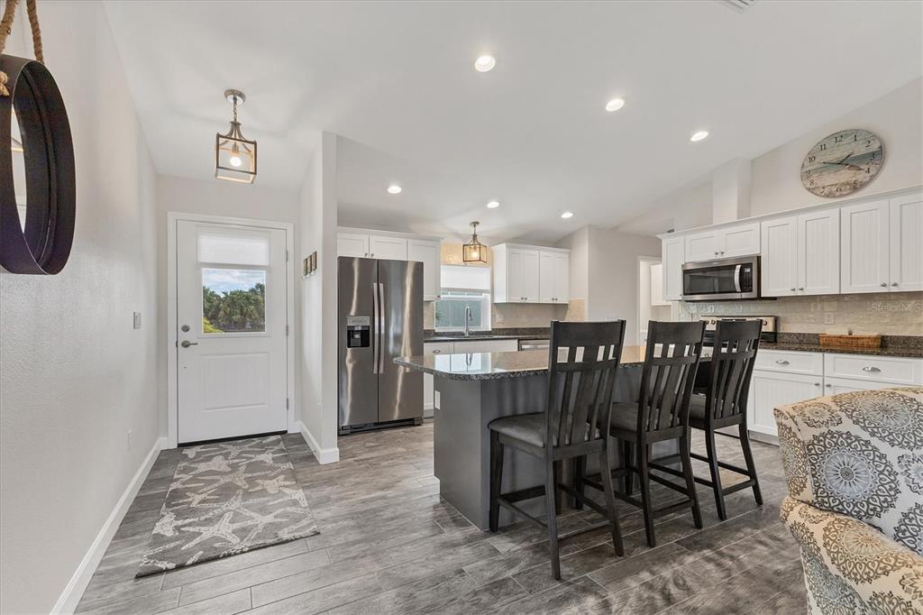 108 Albatross Road Rotonda West, FL 33947 - Photo 5 of 27