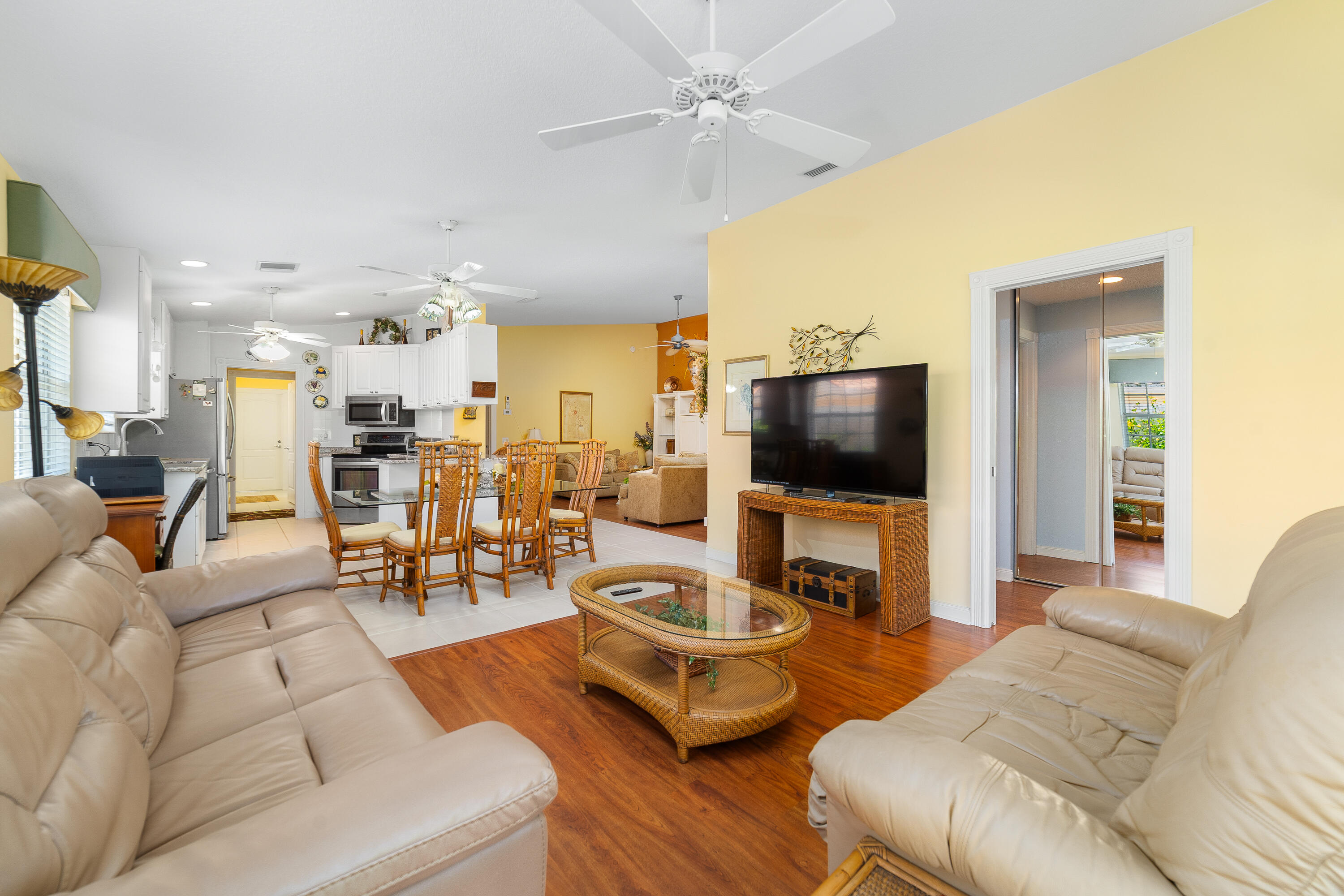 1056 Southwest Balmoral Trace Stuart, FL 34997 - Photo 9 of 32 _DSC4823