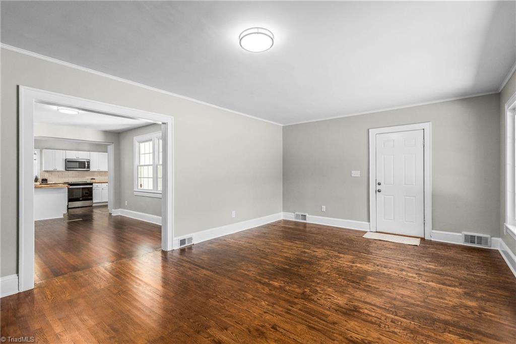 4816 Dippen Road Walkertown, NC 27105 - Photo 5 of 26