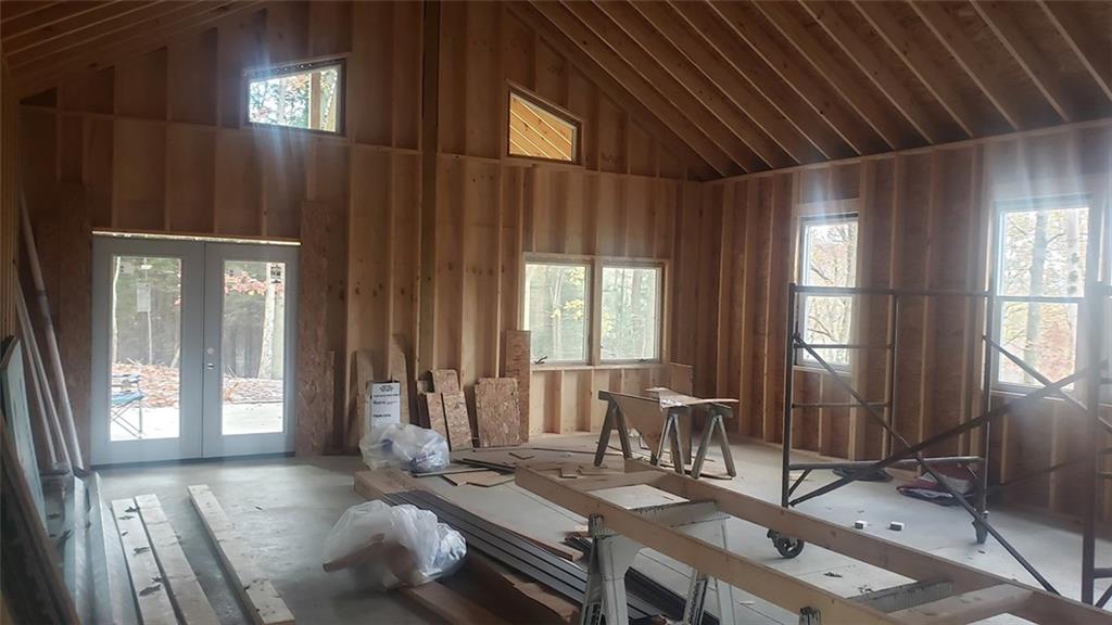 4409 West Pike Road Indiana, PA 15701 - Photo 5 of 16 Interior