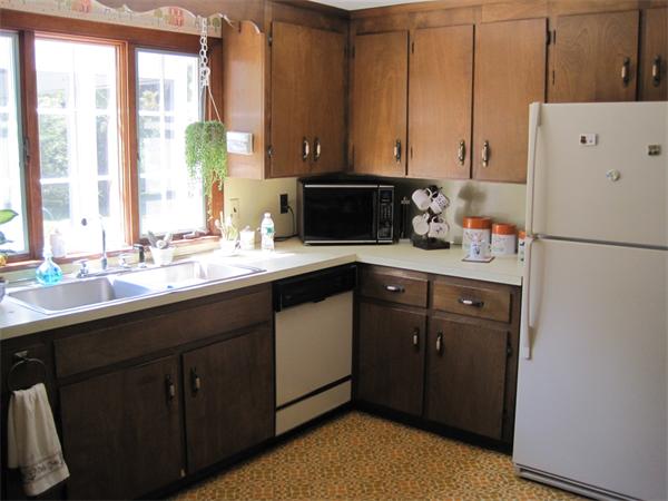 435 First Parish Road Scituate, MA 02066 - Photo 4 of 6 Gallery Image 4
