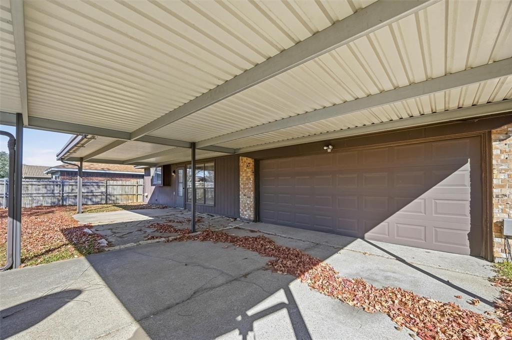 2708 Chisolm Trail Mesquite, TX 75150 - Photo 28 of 28 a view of a backyard