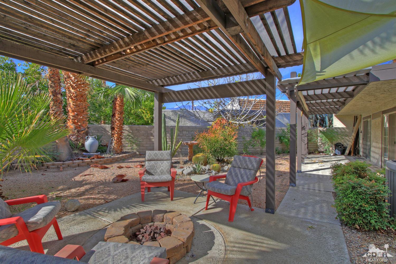 4 Kevin Lee Lane Rancho Mirage, CA 92270 - Photo 40 of 53 a view of porch with seating space