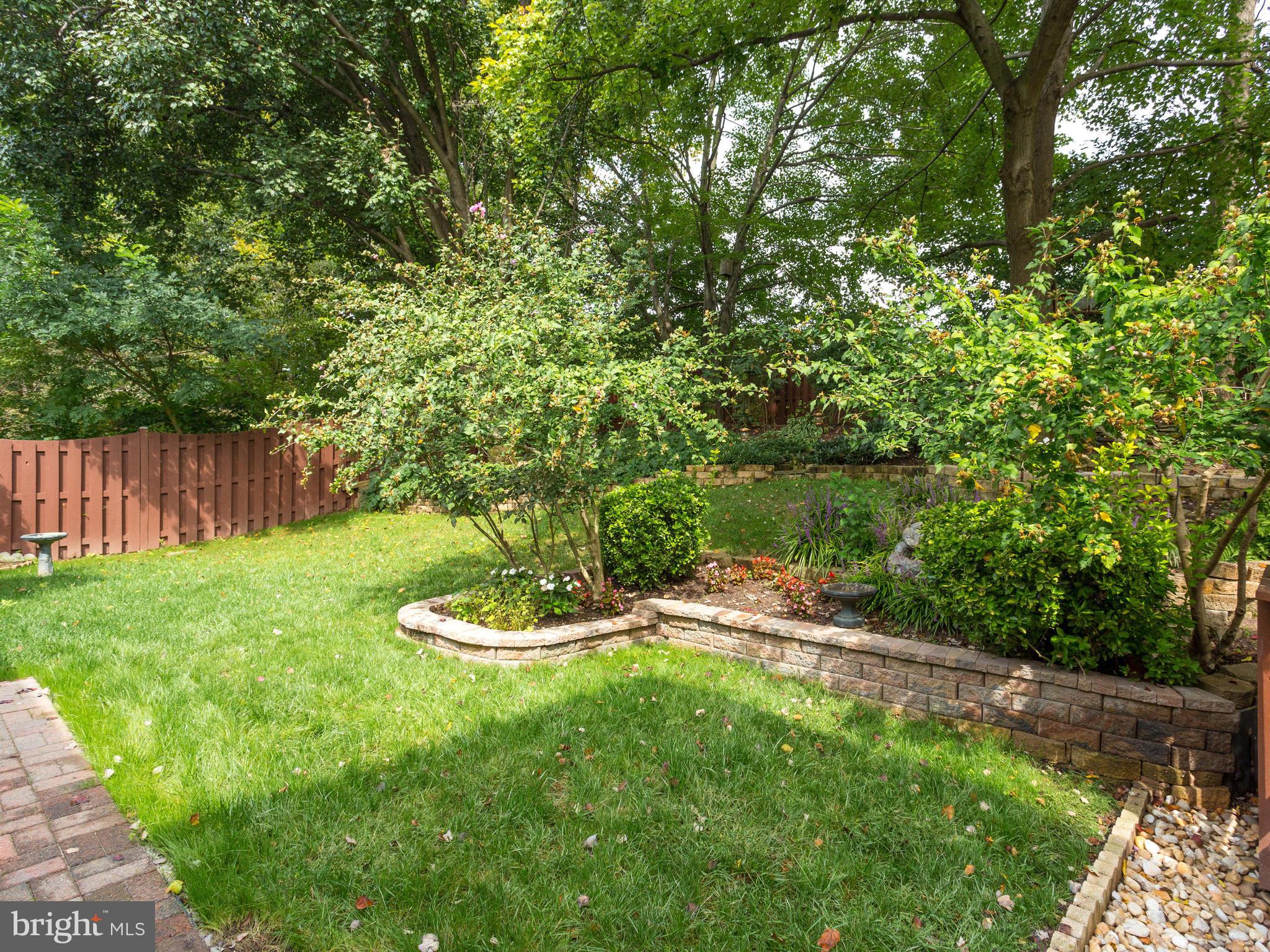 9212 Mac Swain Place Springfield, VA 22153 - Photo 29 of 30 Even some green space for dogs or children