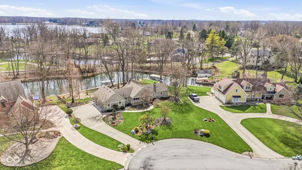 $1,100,000 | 219 Cheshire Circle, Noblesville, IN 46062
