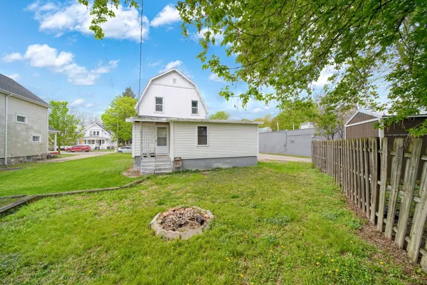 $240,000 | 81 Hillsdale Street, Hillsdale, MI 49242