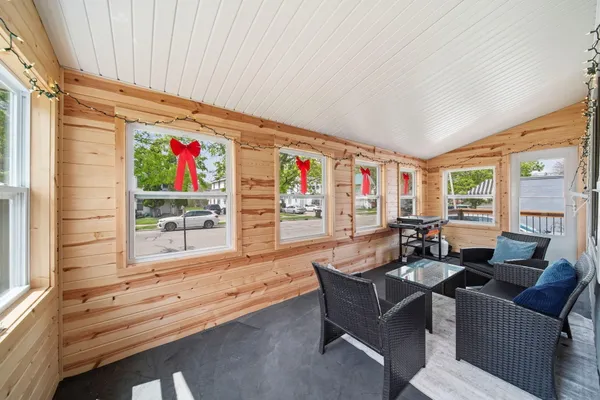 $240,000 | 81 Hillsdale Street, Hillsdale, MI 49242