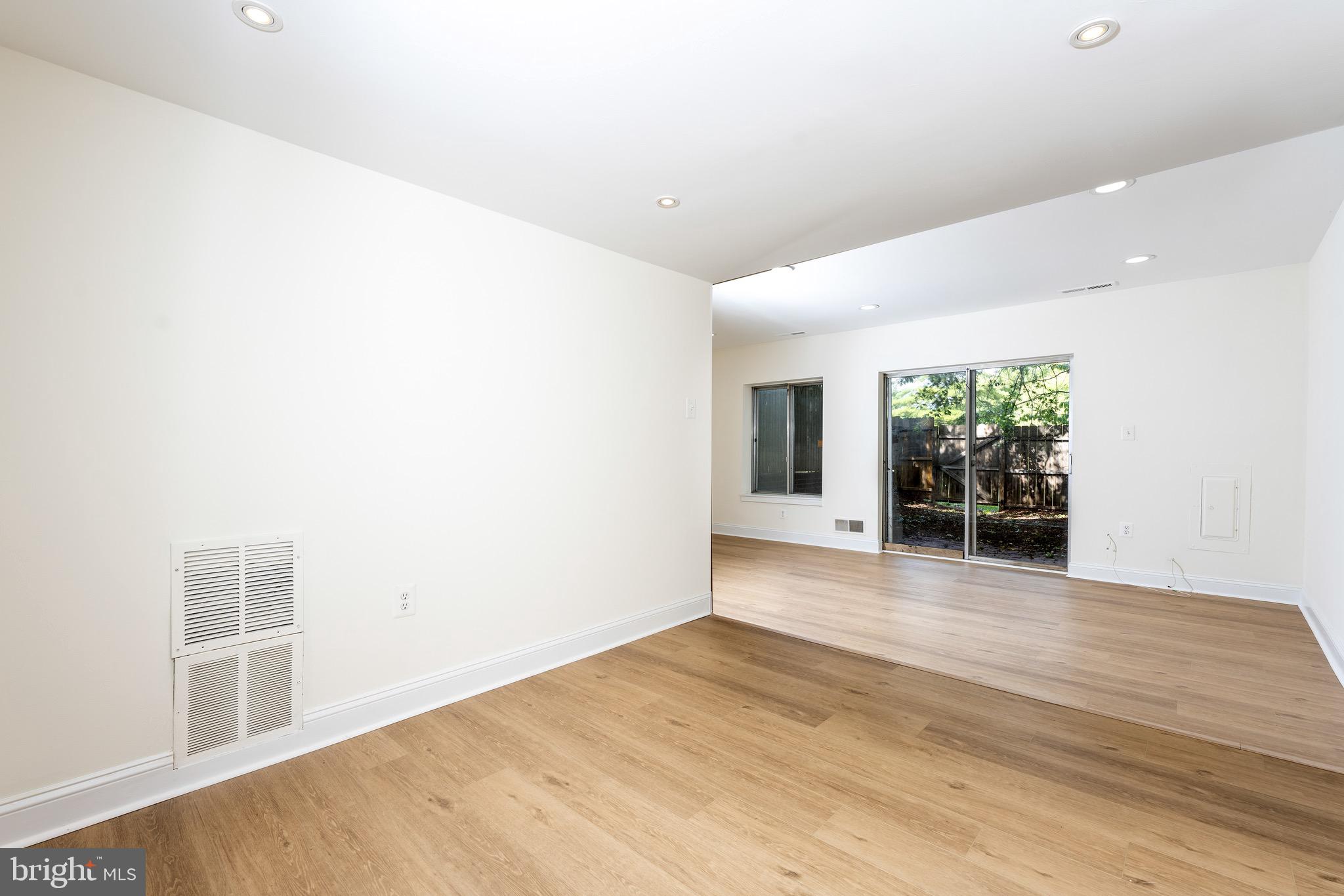 9453 Horizon Run Road, Unit 8F Montgomery Village, MD 20886 - Photo 10 of 26