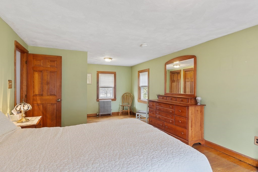 14 Beech Street Chelmsford, MA 01863 - Photo 13 of 27