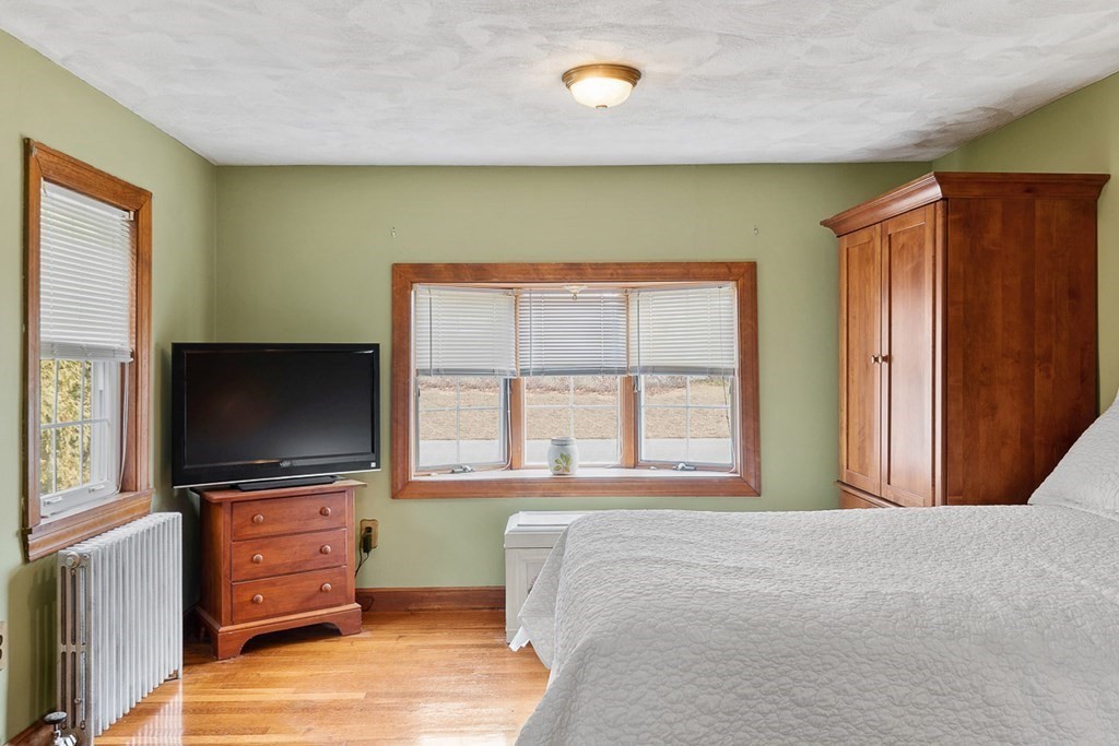 14 Beech Street Chelmsford, MA 01863 - Photo 15 of 27