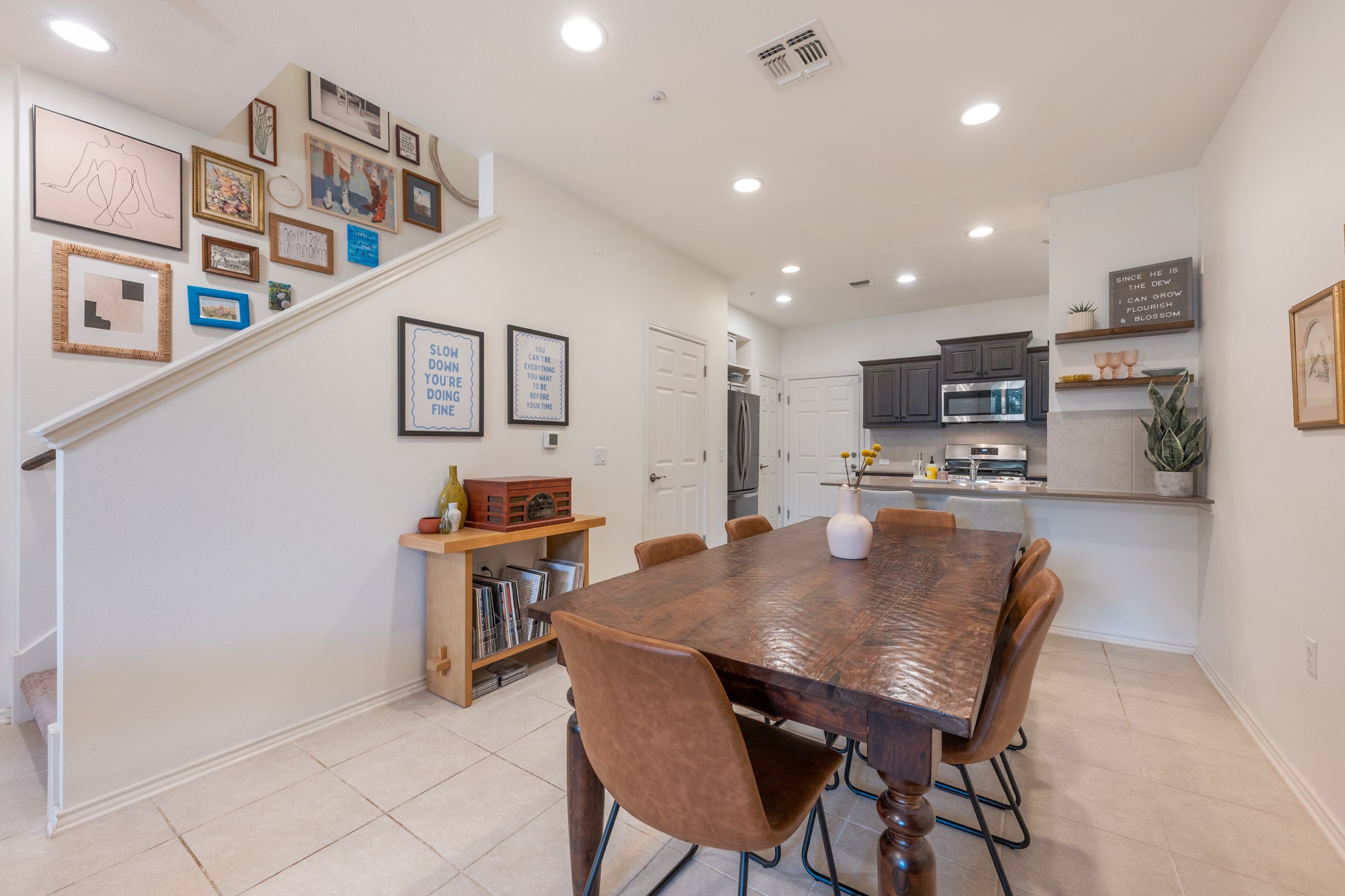4400 Vaughan Street, Unit B Austin, TX 78723 - Photo 7 of 29 a view of a dining room with furniture