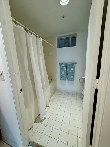 $4,500 | 7275 Southwest 90th Way, Unit 301, Miami, FL 33156