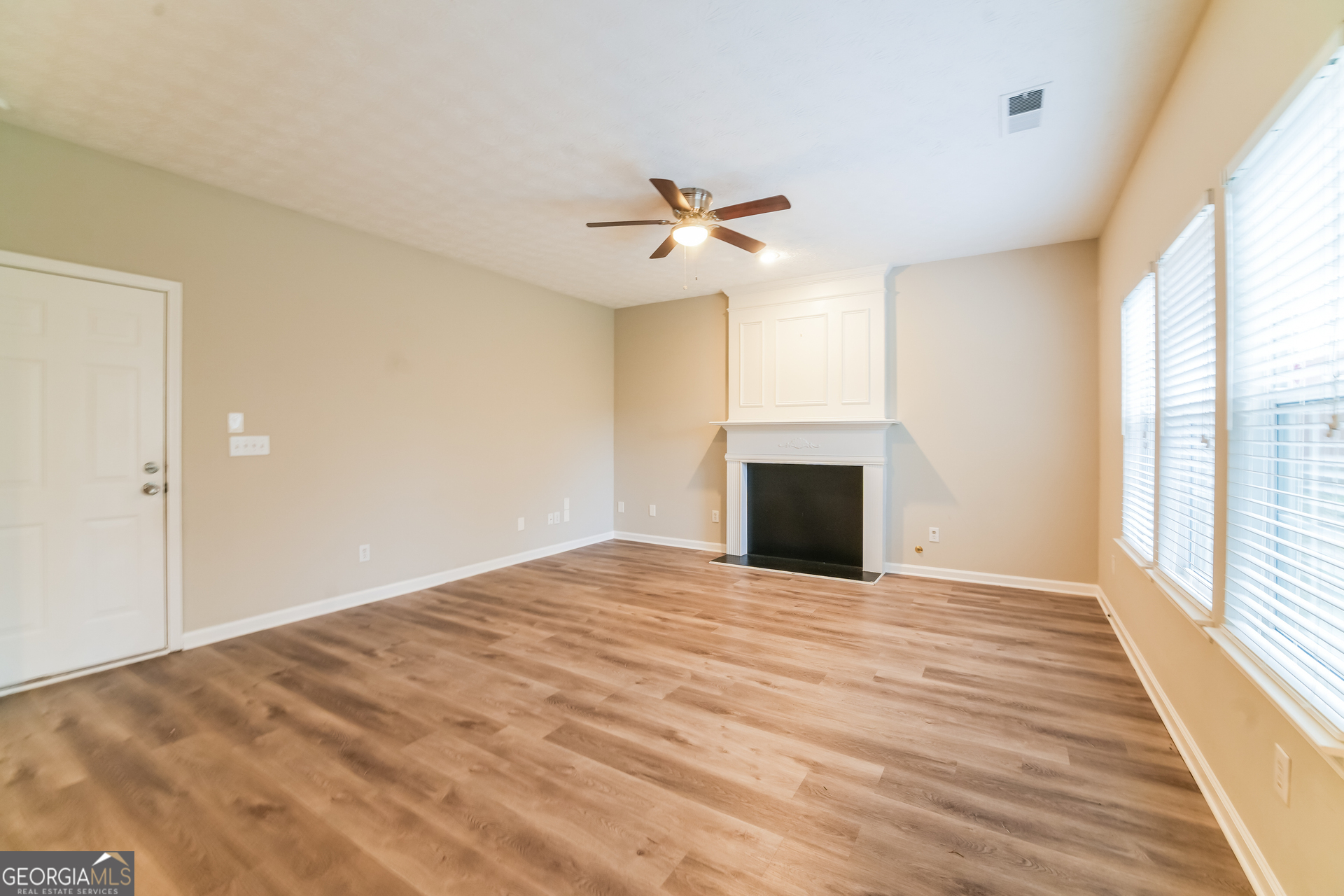 2077 Dartmoth Way Villa Rica, GA 30180 - Photo 5 of 22