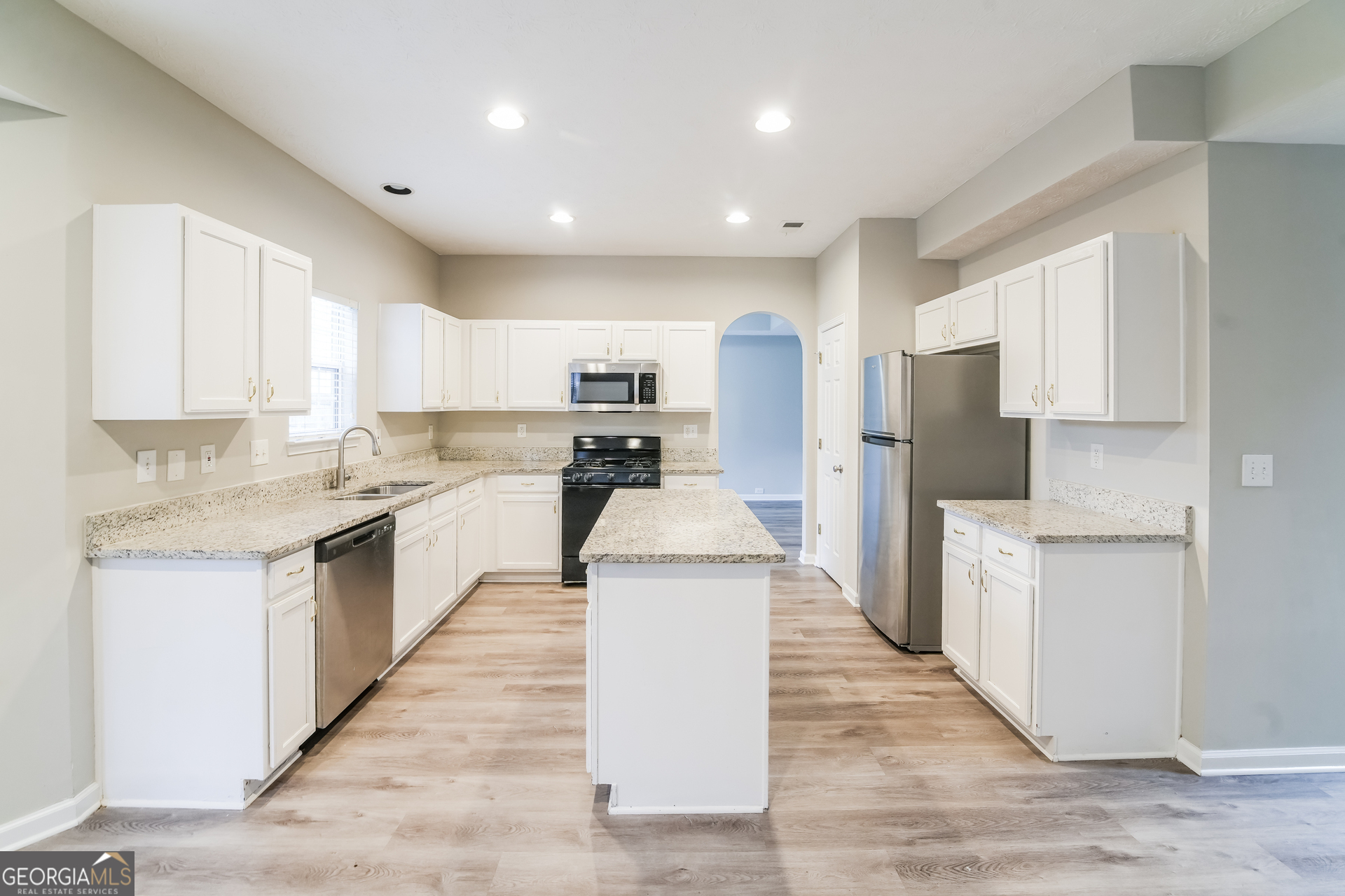 2077 Dartmoth Way Villa Rica, GA 30180 - Photo 7 of 22