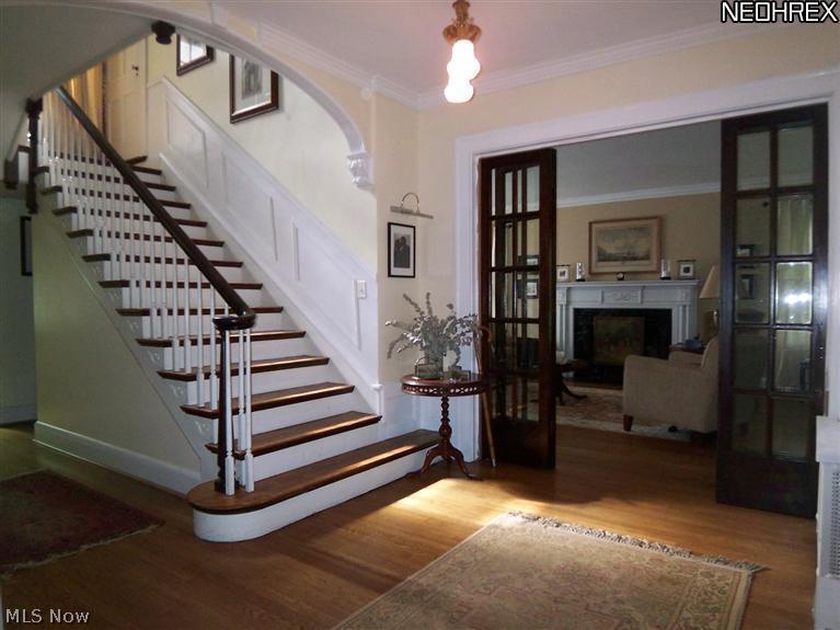 2746 Derbyshire Road Cleveland Heights, OH 44106 - Photo 3 of 24 FOYER VIEW TO LIVING ROOM