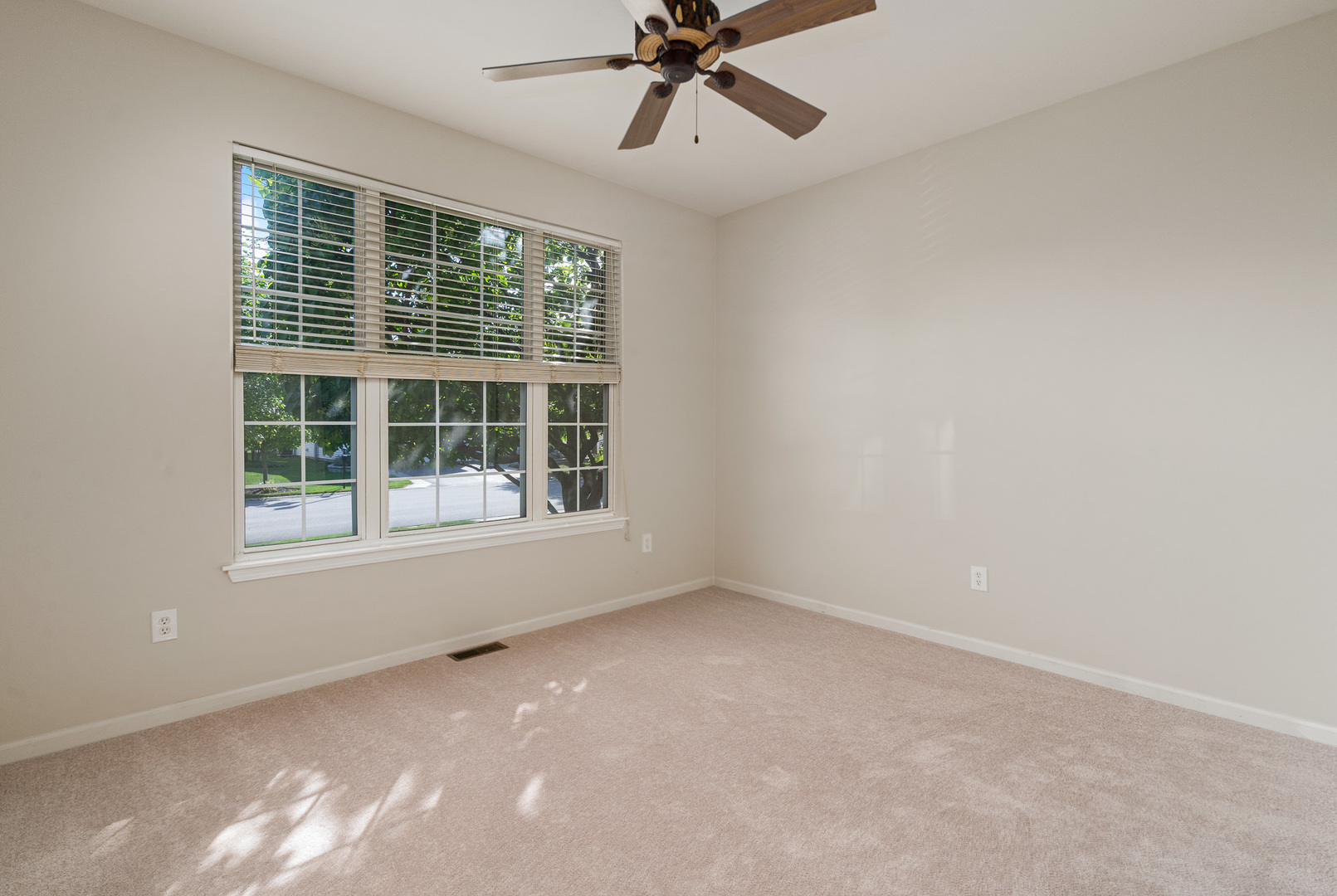 1611 Benzie Circle Romeoville, IL 60446 - Photo 20 of 39 Gallery Image 20
