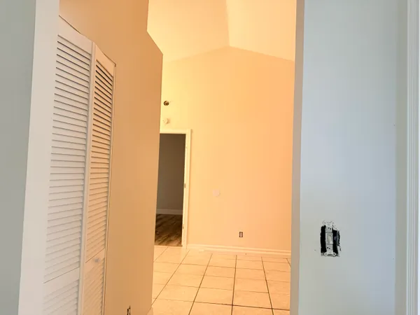 $2,850 | 13675 Yarmouth Court, Wellington, FL 33414