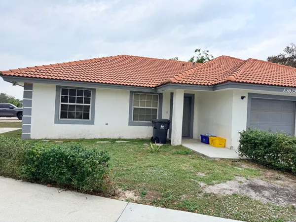 $2,850 | 13675 Yarmouth Court, Wellington, FL 33414