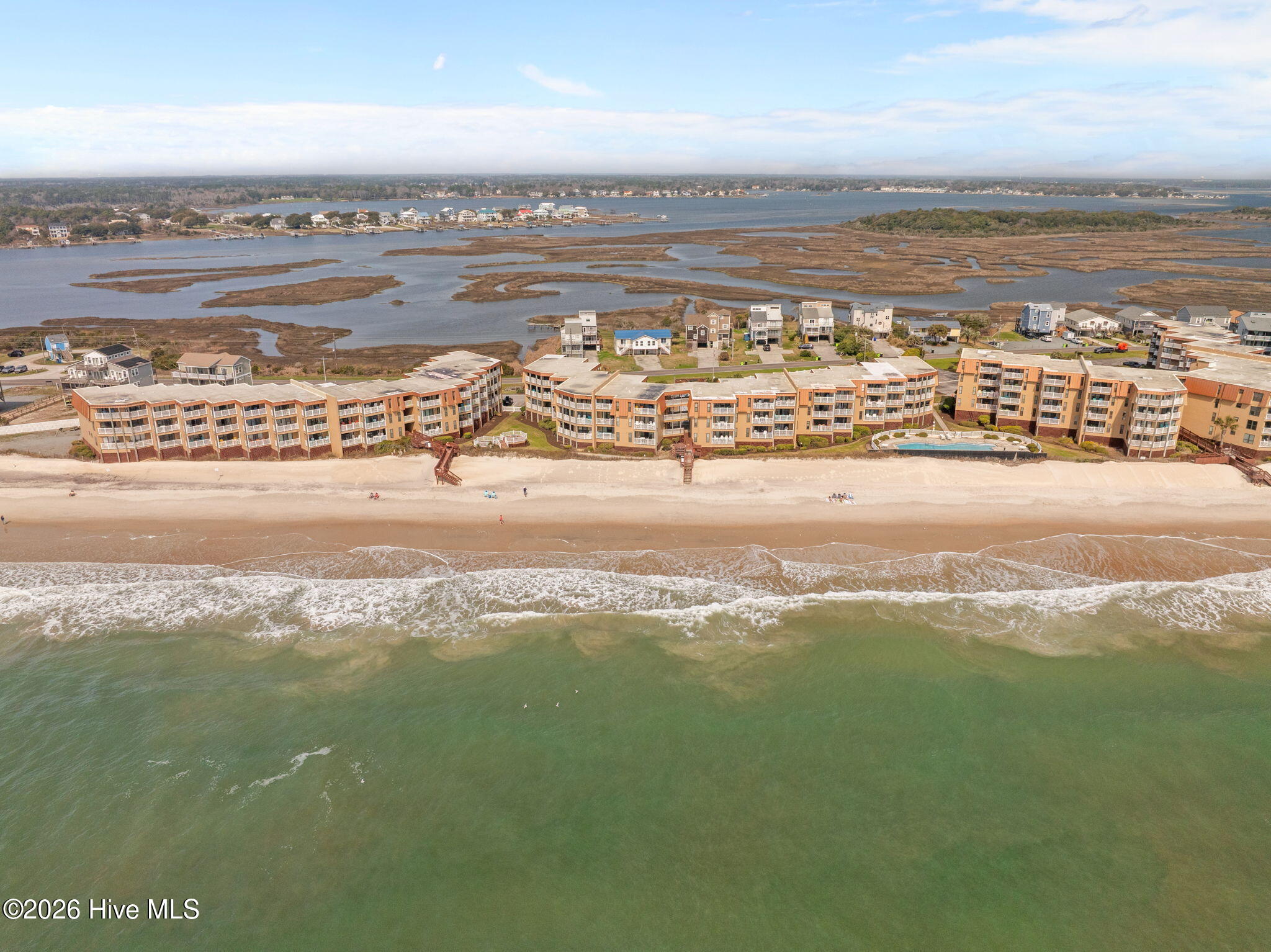 1840 New River Inlet Road, Unit 2212B North Topsail Beach, NC 28460 - Photo 33 of 39 17-web-or-mls-17