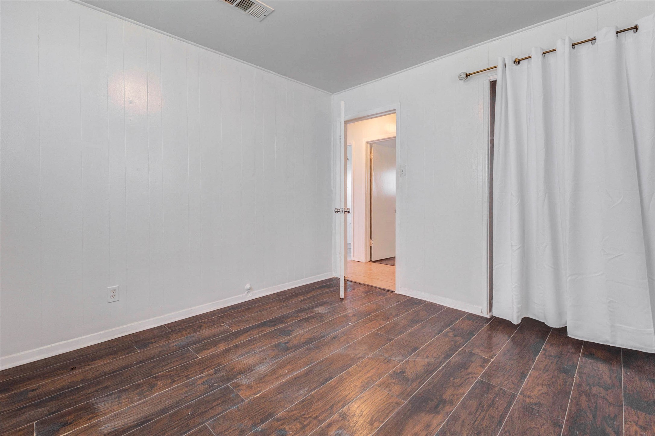 3513 Bloomfield Street Houston, TX 77051 - Photo 5 of 20