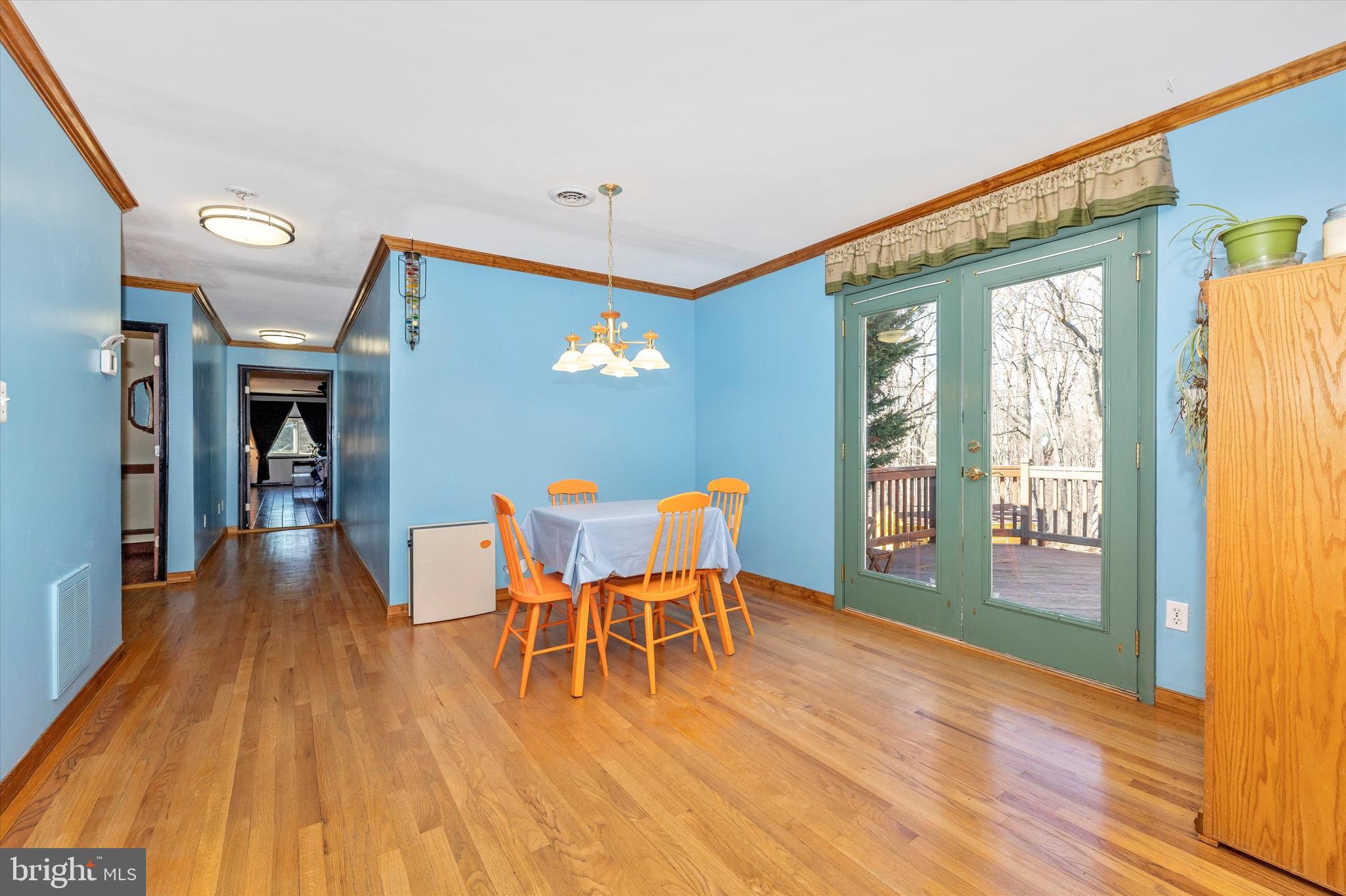 13942 Prospect Road Mount Airy, MD 21771 - Photo 11 of 69 Indoor/Outdoor dining is a breeze