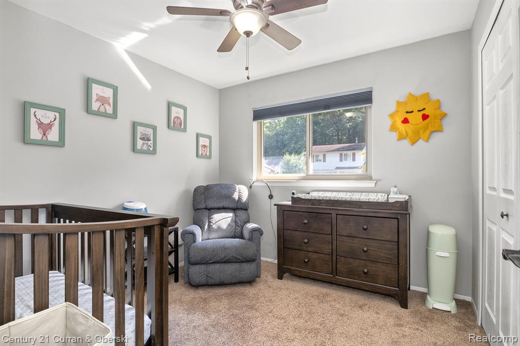 456 Buckingham Road Canton, MI 48188 - Photo 23 of 47