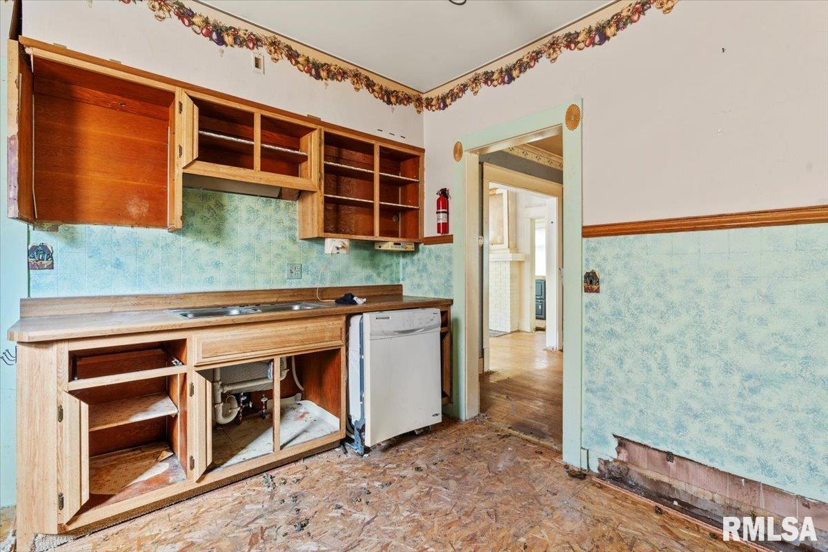 839 South Walnut Street Springfield, IL 62704 - Photo 13 of 24 Gallery Image 13