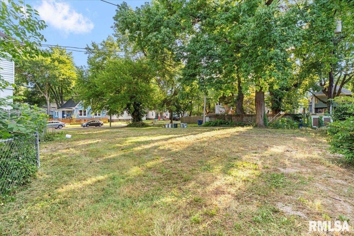839 South Walnut Street Springfield, IL 62704 - Photo 21 of 24 Gallery Image 21