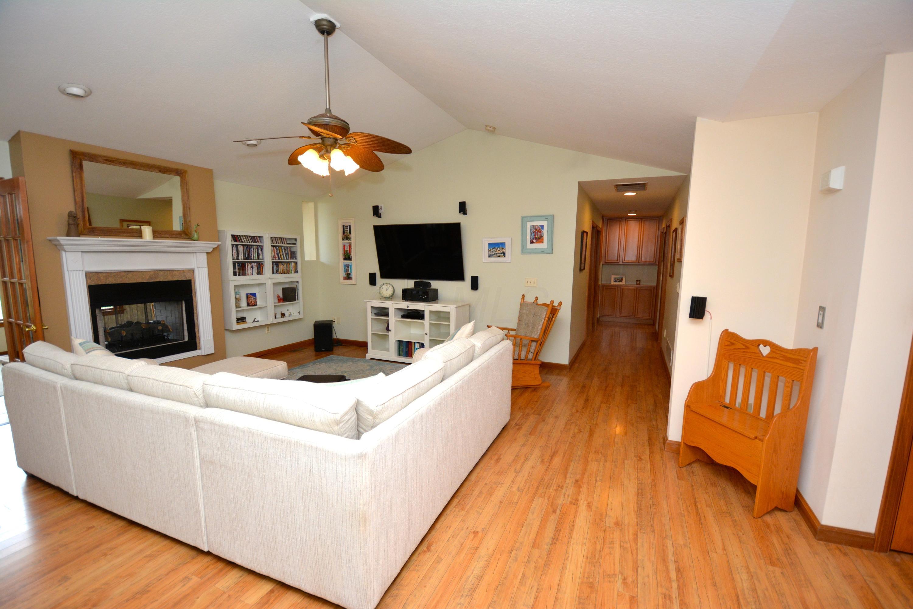 3990 Wheeling Road Northeast Lancaster, OH 43130 - Photo 8 of 37 Gallery Image 8