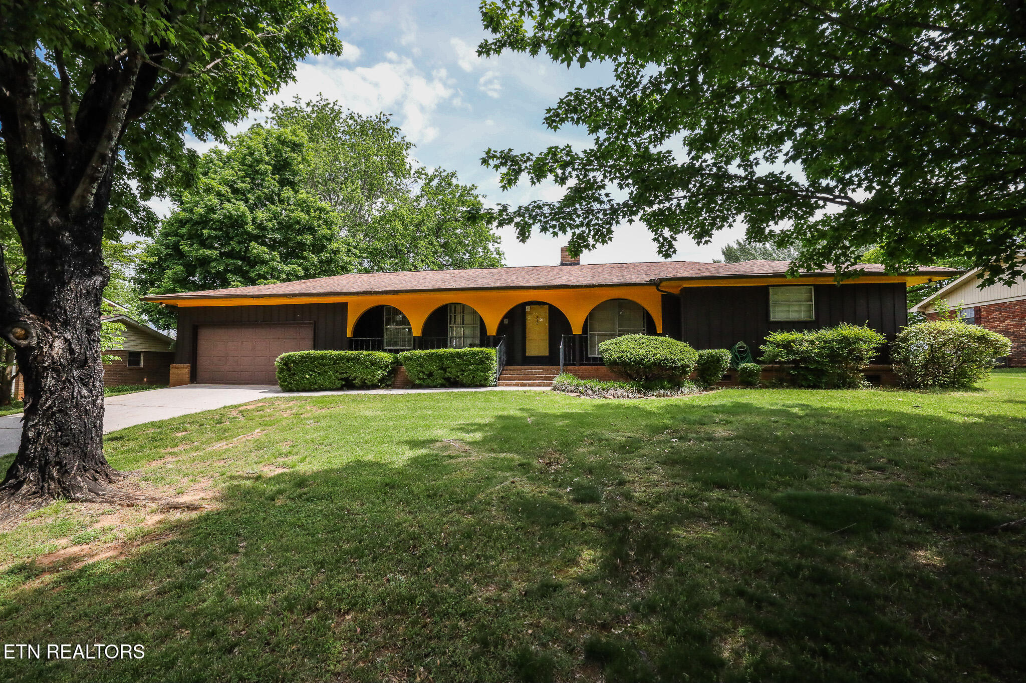 930 Radnor Road Maryville, TN 37804 - Photo 1 of 46 3E6A6862